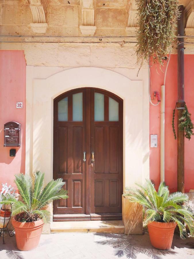 Family Apt By Dimore In Sicily Syracuse Exterior photo